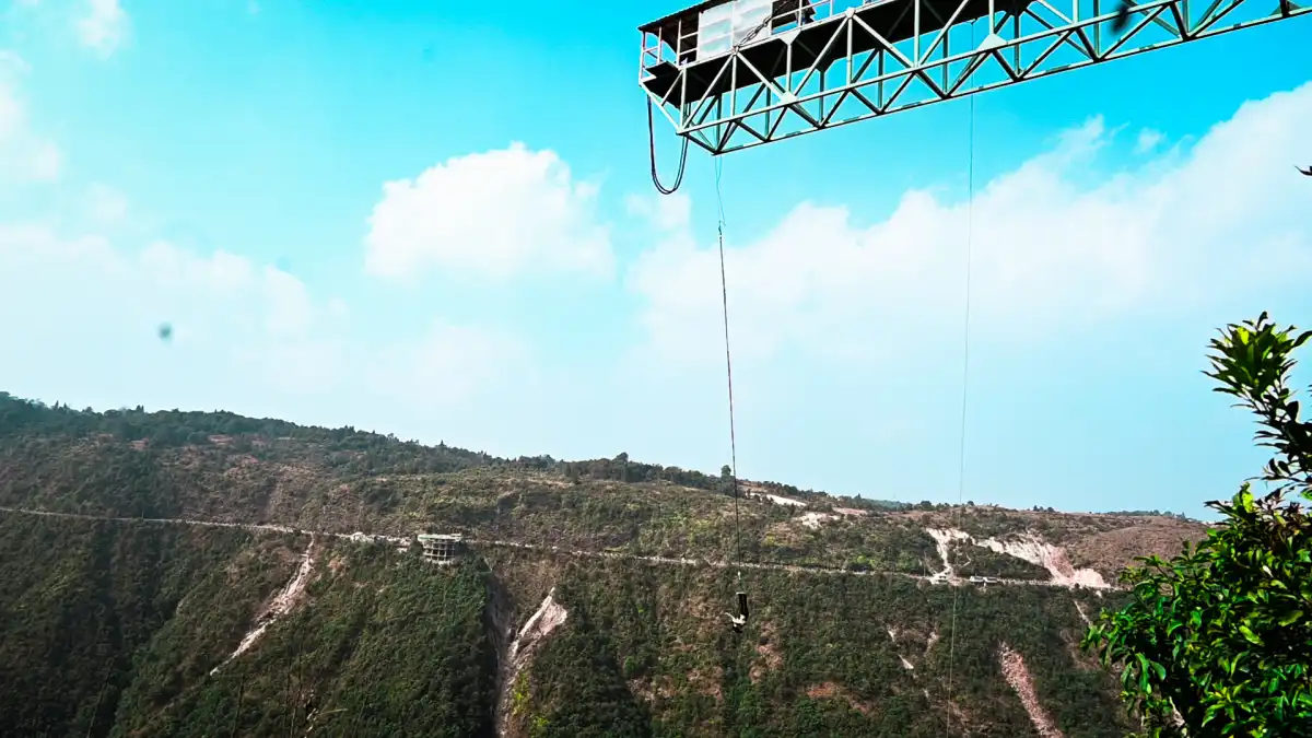 Bungee Jumping